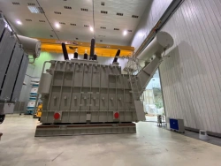 Three-phase oil-filled power transformer TDN-160000/330 U1