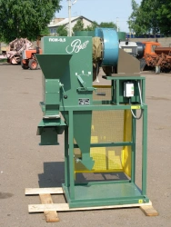 Stationary pneumatic sorting machine (for 3 fractions) PSM-0,5M