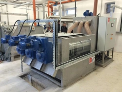 MDQ series screw dehydrator