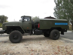 UNIFIED GAS-refuelling station UGZS.M-KR on Ural 43206-1151-71 chassis.