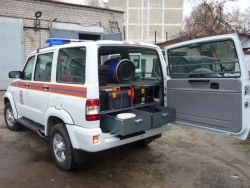 Special vehicle on the basis of UAZ-3163* Patriot of M1G Type 17435 category for different purpose laboratories