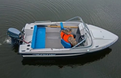 Motorboat BESTER-400 fibreglass