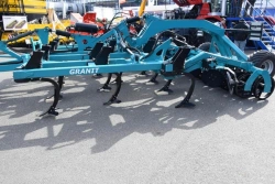 Stubble cultivator heavy mulching semi-trailer folding KSTM-4200PS M "Granit"