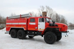Fire tanker AC 5, 5-?0 (5557) type 4344-02, modification 4344C7 on chassis Ural 5557-1151-60, 5557-1151-62, 5557-1151-70.