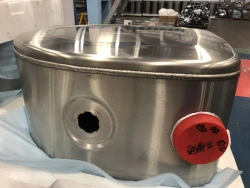 Fuel tank semi-rectangular 710 mm, 150 litres