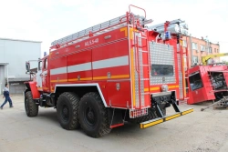 Fire tanker AC 5,5-?0 (5557) type 4344-02, modification 4344C7, on chassis of modifications 5557-1151-60/(5557-60),5557-1151-62/