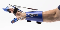 Hand and wrist joint apparatus