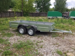 Flatbed two-axle trailer for passenger car, model 301996-01