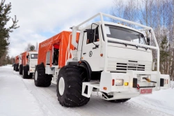 Snowmobiler SV-30B-M1, with mounted source of seismic signals, with YAMZ-7511.10-06 engine, KAMAZ 5350-50 cab.