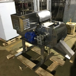 Machine for cutting chicken (fish) carcasses into parts E-1062