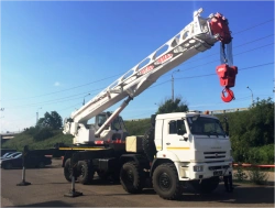 Truck crane ??-65711 of modification 6929?8-2 (using cab ??-55732?1.92.00.000 or ??-65717?5.92.00.000) on base