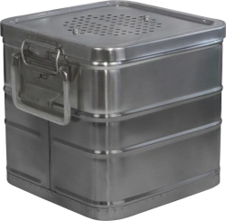 Sterilisation rectangular boxes with filters for placing dressing material, surgical linen, medical instruments.