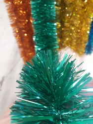 Tinsel 6-ply, length 1.8M, emerald colour