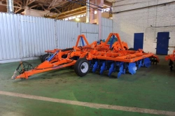 BDR-10x4 disc harrow
