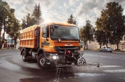 Combined road sweeping machine MKDU-9