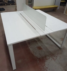 Desk for 2 workplaces