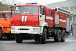 Foam extinguishing vehicle APT-(4,0-8,0)-60, type 58815K43118, modification APT (4,0-8,0)-60 (43118), on chassis KAMAZ-43118-A5,