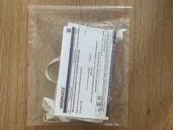 Disposable medical mask with elastic band