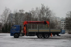 Special purpose vehicle with KMA type hydraulic loading crane on the basis of KAMAZ 65117 and its modifications 64K02N-UC