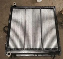 Analogue of radiator Caterpillar 385C, hydraulic