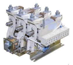 Vacuum contactor KV1,14/160-31-M three-pole with electromagnetic latch