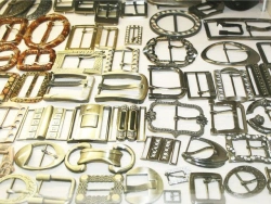 Articles of non-precious metals used for clothing and other articles: buckles