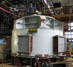 Vertical synchronous motor VDS-375/105-24UHL4
