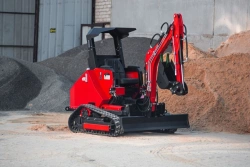 Single-bucket self-propelled excavator RED RBZ 12