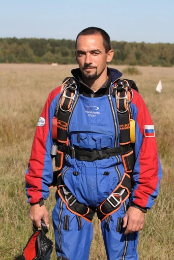 Spirit Tandem Parachute System (320, 340, 380, 400)