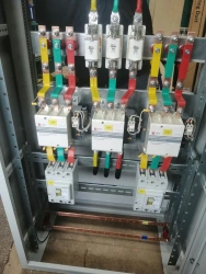 Low-voltage complete distribution and control devices for voltage up to 1000V