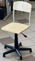 Pupil's chair on a crossbar