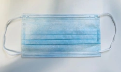 Disposable medical mask made of nonwoven materials