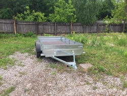 Flatbed biaxial trailer for passenger car, model 301996-03