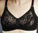 Bra for fixation of breast exoprosthesis LF-23k