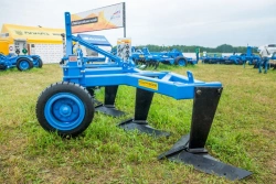 STAVR PG-7 deep loosener and its modifications: STAVR PG-7 deep loosener RZZ.74.00.000