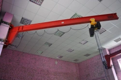 Wall-mounted jib crane in general industrial version, model KKM5-Q-L/H
