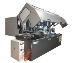 Machine for cup selection in building timber "BRUS"