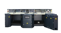 2TE25K2M.070.17.000 Control desk