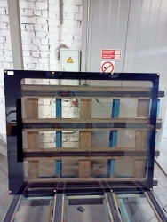 Glass Tram car 71-421 side window 1,345*1,617 DAG 1139.9