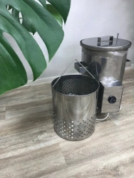 Lid steriliser