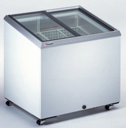 Freezer chest, make "CARAVELL", model 30693