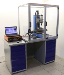 Training CNC milling machine DiSyS RDS-F.
