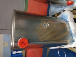 Semi-rectangular fuel tank 710 mm, 450 l
