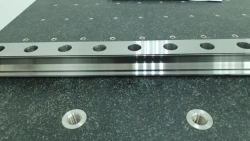 Roller linear guide V1830