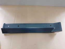 Facing of right rear strut PD 2375.67.06.016-02
