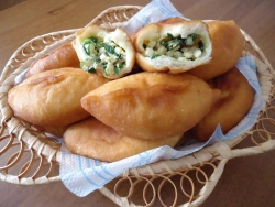 Pie fried with rice and onion