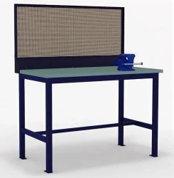 Carpenter's workbench with protective screen