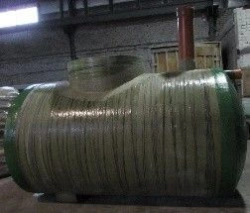 Oil skimmer with sand separator unit