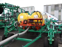 Liquid fertiliser plants UZHU