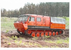 Tracked snowmobiler TTM 5906SO